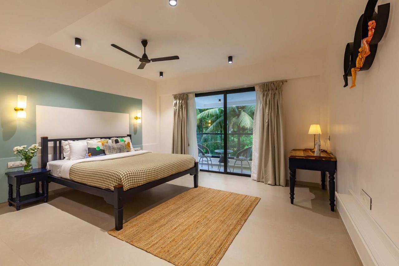 Villa Sereno By Stayvista - An Elegant And Entertaining Retreat Featuring A Swimming Pool, Outdoor Jacuzzi, Modern Interiors, And A Snooker Table Alībāg Eksteriør billede