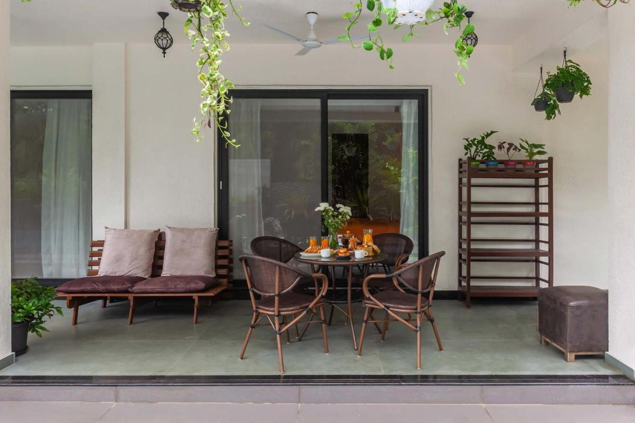 Villa Sereno By Stayvista - An Elegant And Entertaining Retreat Featuring A Swimming Pool, Outdoor Jacuzzi, Modern Interiors, And A Snooker Table Alībāg Eksteriør billede