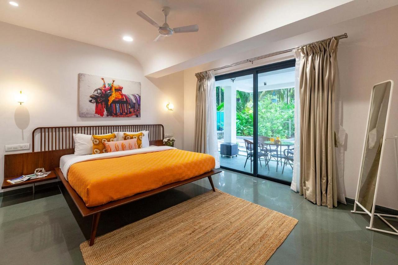 Villa Sereno By Stayvista - An Elegant And Entertaining Retreat Featuring A Swimming Pool, Outdoor Jacuzzi, Modern Interiors, And A Snooker Table Alībāg Eksteriør billede