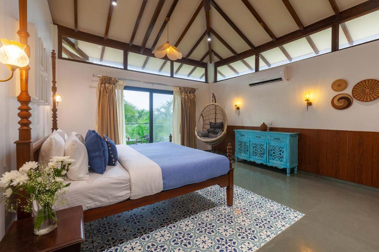 Villa Sereno By Stayvista - An Elegant And Entertaining Retreat Featuring A Swimming Pool, Outdoor Jacuzzi, Modern Interiors, And A Snooker Table Alībāg Eksteriør billede