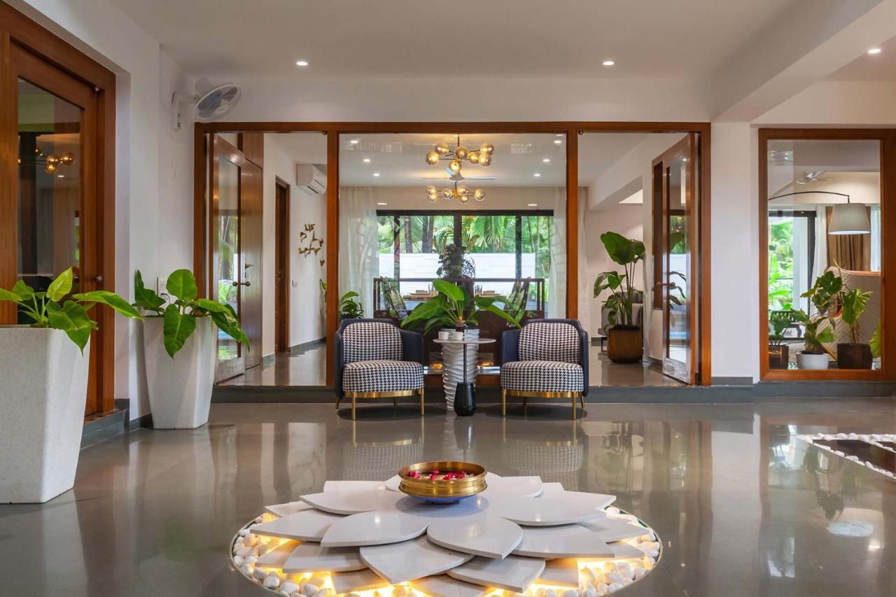 Villa Sereno By Stayvista - An Elegant And Entertaining Retreat Featuring A Swimming Pool, Outdoor Jacuzzi, Modern Interiors, And A Snooker Table Alībāg Eksteriør billede
