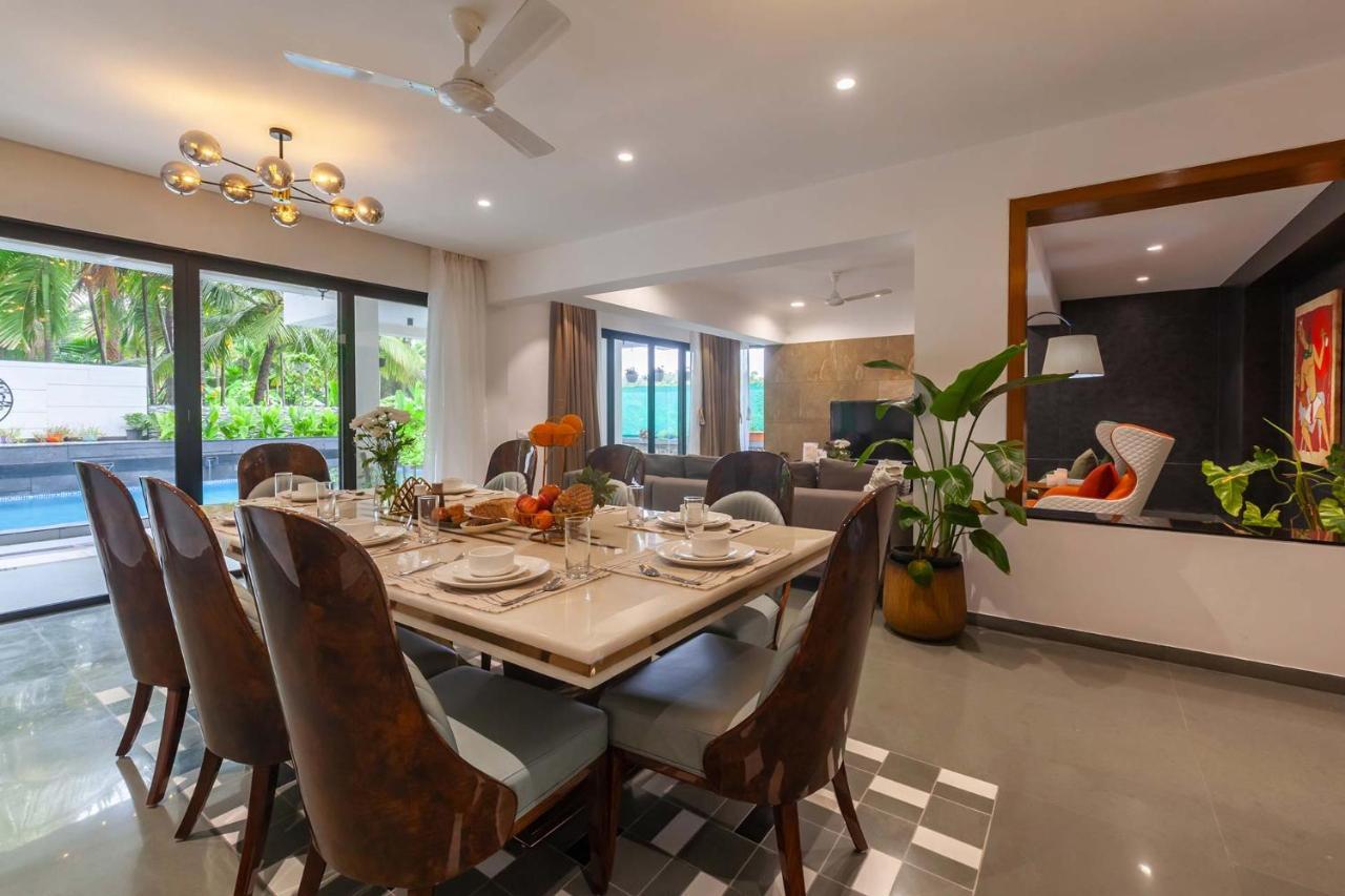 Villa Sereno By Stayvista - An Elegant And Entertaining Retreat Featuring A Swimming Pool, Outdoor Jacuzzi, Modern Interiors, And A Snooker Table Alībāg Eksteriør billede